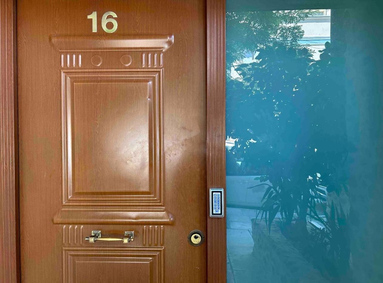 Port Twins Suites No2 Pireus Eksteriør bilde